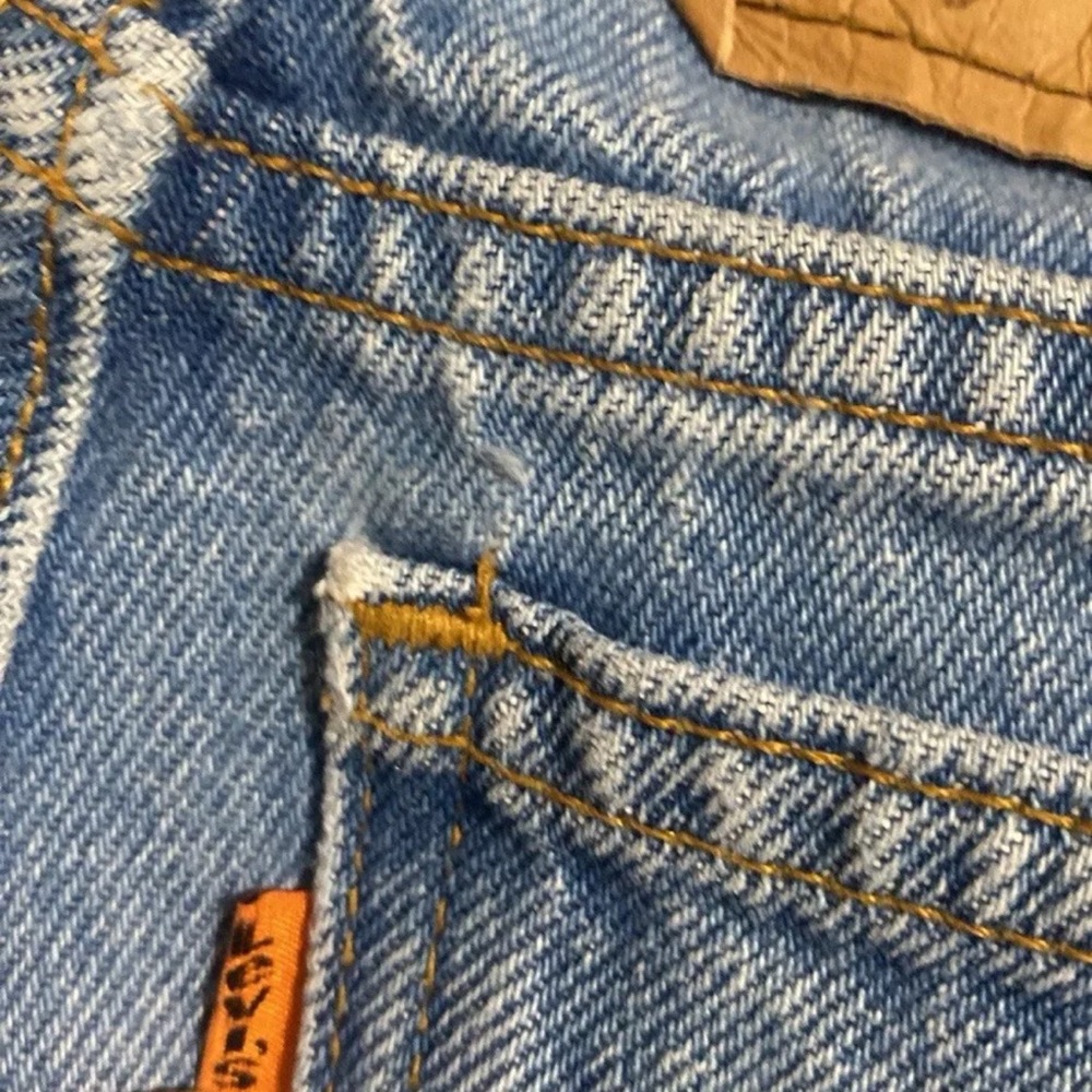 Vintage 90's Levis Jeans Mens 32X32
Denim 550 Relaxed Tapered 90s Orange
Tab - Picture 7 of 8